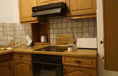 Frankenberg Apartment | quiet single-storey apartment with garden, free WiFi, private atmospheree