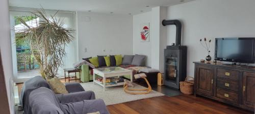 Penzing Apartment | Quiet, spacious and family-friendly top-floor apartment, 100m2, 2 bedrooms, garden view