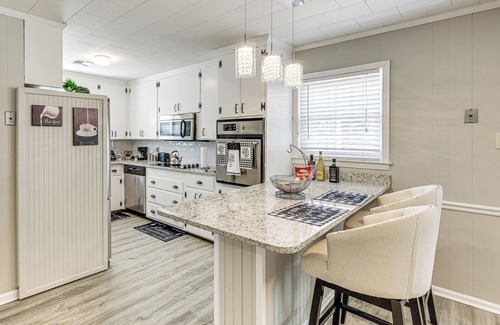 Prattville House | Quiet, Stylish & Convenient Home in Prattville
