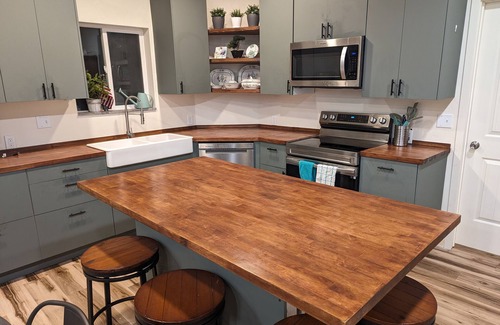 Rexburg Cottage | Quilty Cottage - No Cleaning Fee - Quiet Space just outside of Rexburg
