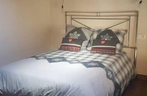 San Rafael Cabin | Quimey cabin with heated pool