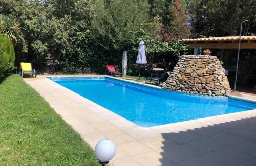 Sernancelhe e Sarzeda House | Quinta da Fervença, private river place to relax.