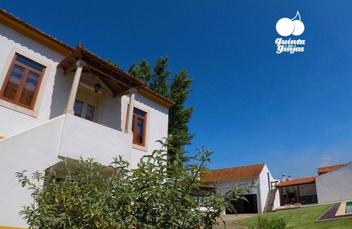Maiorga Cottage | Quinta das Ginjas - Private Cottage with swimming pool at Alcobaça
