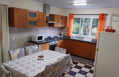 Fenais da Luz Other | Quinta das Rãs - Amplo Espaço, Calmo, Adequado a Familias com Crianças