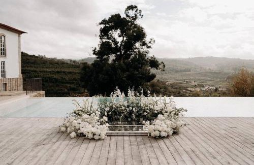 Cimbres Apartment | Quinta do Pinhô - The Poolhouse