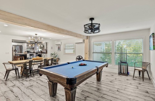 Bonita Springs House | Quite Bonita Springs neighborhood near golf, beaches and hopping w/swim spa