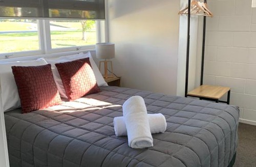 Paeroa Hotel | Racecourse Motel