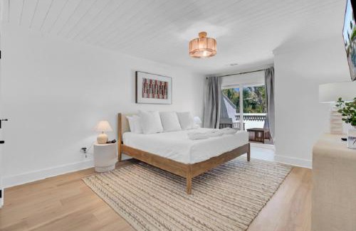 Twin Oaks House | Racquet Club 22 by Wild Dunes, with Amenities