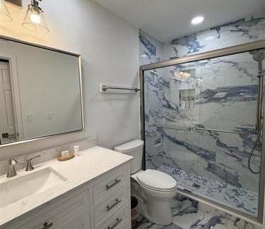 Twin Oaks House | Racquet Club 24 by Wild Dunes, in Resort Core