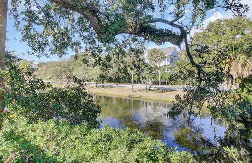 Twin Oaks House | Racquet Club 24 by Wild Dunes, in Resort Core