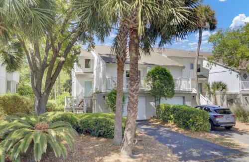 Twin Oaks House | Racquet Club 28 by Wild Dunes, in Resort Core