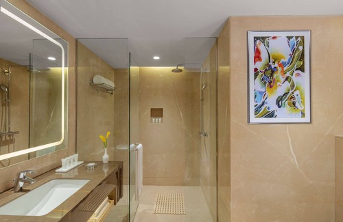 Udyog Vihar Hotel | Radisson Gurugram Udyog Vihar