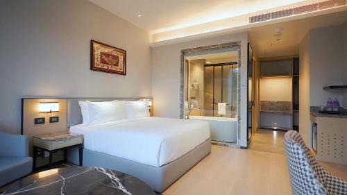 Bistupur Hotel | Radisson Hotel Jamshedpur