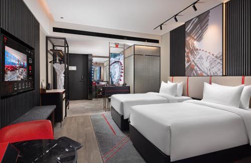 Xiangzhou District Hotel | Radisson RED Hotel Zhuhai Gongbei Port