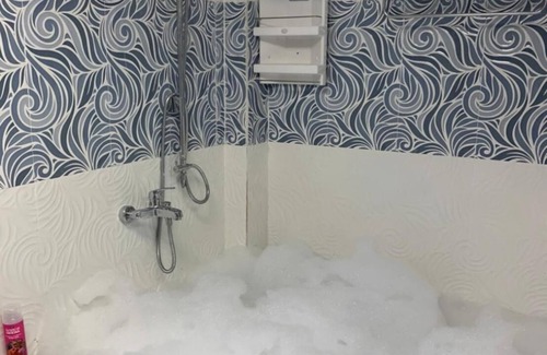 Suan Phueng Hotel | Rai Phurak Resort