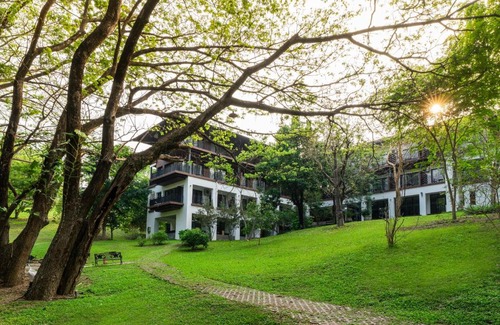 Phaya Yen Hotel | Rain Tree Residence Hotel