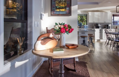 Olympia House | Rainier View Waterfront Retreat - Sleeps up to 15