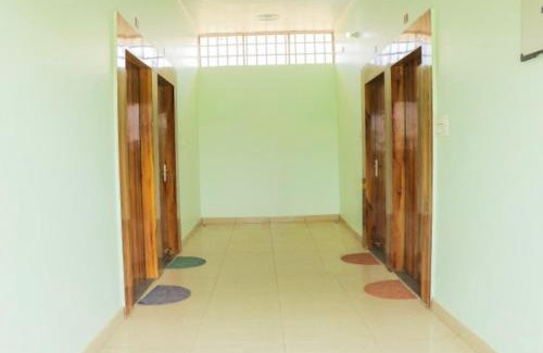 Aonla Hotel | Raj Garden and Hotel