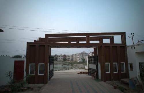 Maharajganj Hotel | Raj Vilas Hotel & Resort