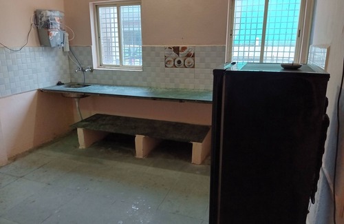 Ujjain House | Rajtaru Home Stay - Stay at the posh and peace full place of the city.