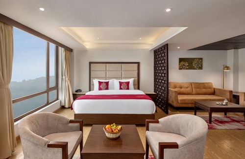 Gangtok Hotel | Ramada by Wyndham Gangtok Hotel & Casino Golden