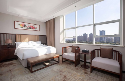 Kuiwen District Hotel | Ramada Encore by Wyndham Linqu Downtown