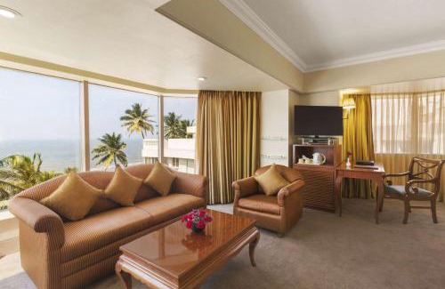 Juhu Hotel | Ramada Plaza By Wyndham Palm Grove