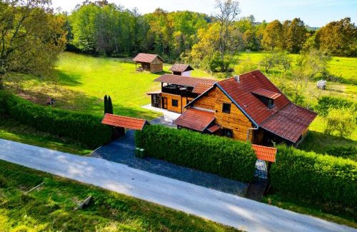 Hrvatska Dubica House | Ranch Falcone