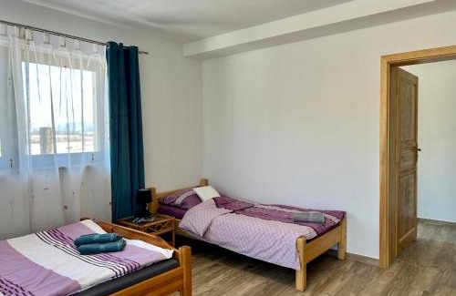 Jordanow House | Ranczo Zwierzyniec Noclegi