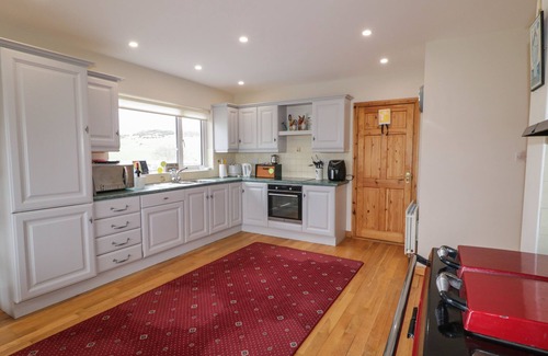 Donegal Cottage | Ranny Roe