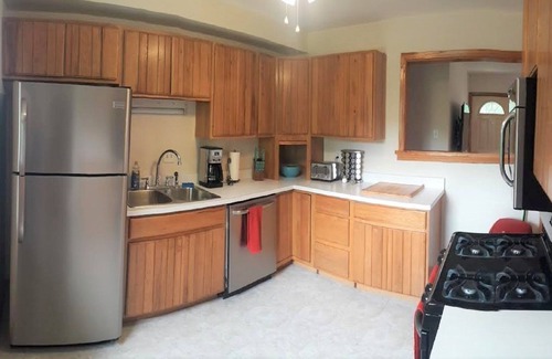 Miller Beach House | Rare Private Heated Pool w/in 1.5 Blocks to the Beach!