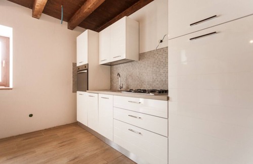 Modrusani Villa | Rare stunning original converted Istrian stone villa. 5 rooms. 14pax