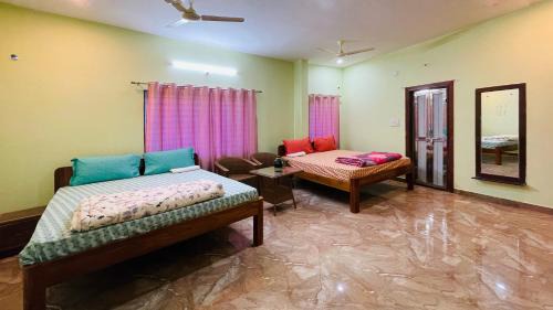 Tarikere House | Rashi Z View Estate Stay