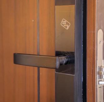 Bang Sao Thong Hotel | Raspberry Mansion ราสเบอรี่ แมนชั่น