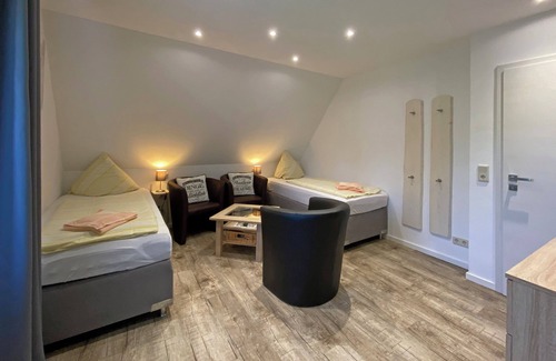 Langenwolmsdorf House | Ratags Kunsthandwerkerhaus GmbH & Co. KG