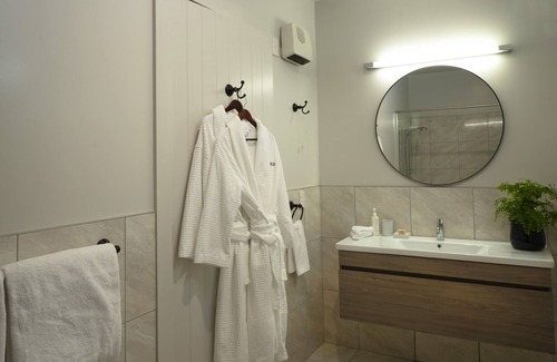 Pohara Cabin | Ratanui Lodge