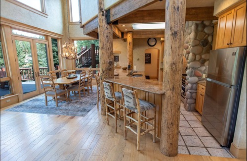 Trafalgar House | Ravenstone Home: Riverfront Luxury