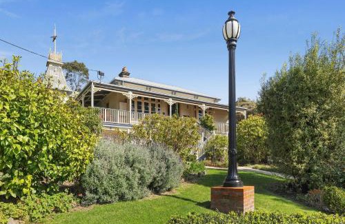 Lorne House | Ravenswood