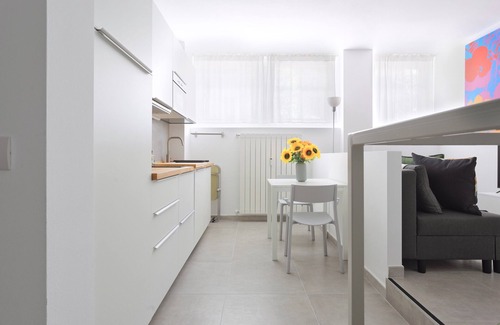 De Angeli Apartment | Ravizza 34 S2 - One Bedroom Apartment, Sleeps 3