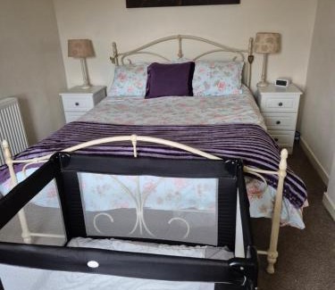 Damnaglaur House | RAWSON COTTAGE LOVELY 2 BEDROOM SEMI RURAL