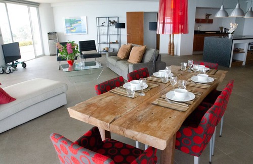 Chakphong Apartment | Rayong Relaxing Hide Out, 230 sqm spacious condo