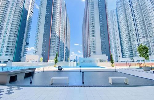 Salak South House | Razak City Centre KL SkyView 45th