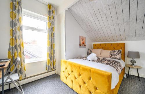 Beeston House | -RB15CFA- For Relaxed and Cosy stay with Free Parking