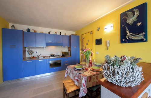 Bardonecchia Apartment | Rebecca's House (few steps from skiing)