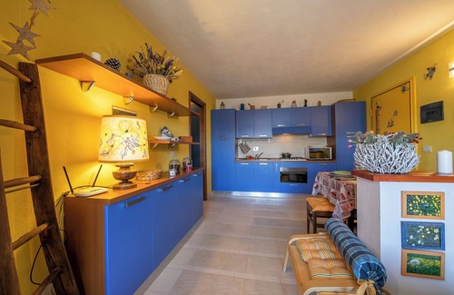 Bardonecchia Apartment | Rebecca's House (few steps from skiing)