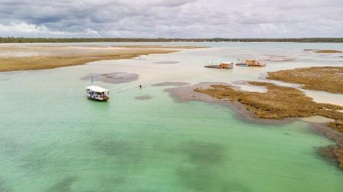 Garapua House | Recanto de tranquilidade próximo a Morro e Boipeba. Casa espaçosa com piscina a 5 minutos a pé da Praia.