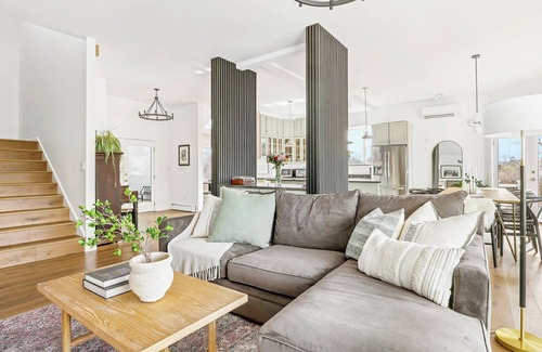 Saugerties House | Recently Renovated Mountain Home close to Ski Mountains of Hunter and.