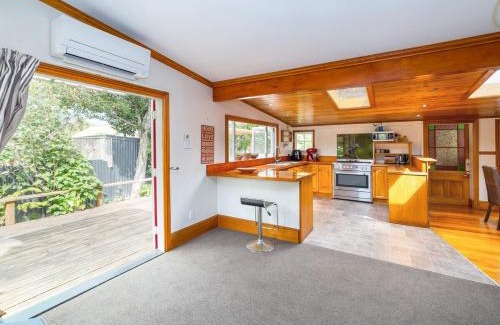 Featherston Villa | Red Door Cottage on Fox