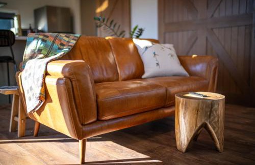 Twizel House | Red Hut - touch of luxury - Twizel