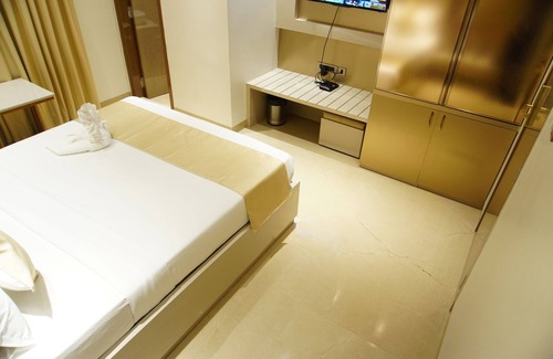 Kanpur Hotel | Red Orchid